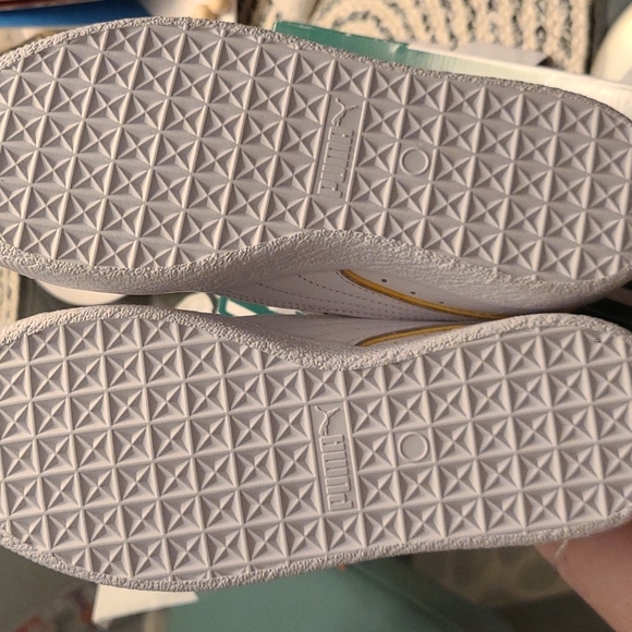 Womens puma sneakers size 6.5 - Picture 5 of 8